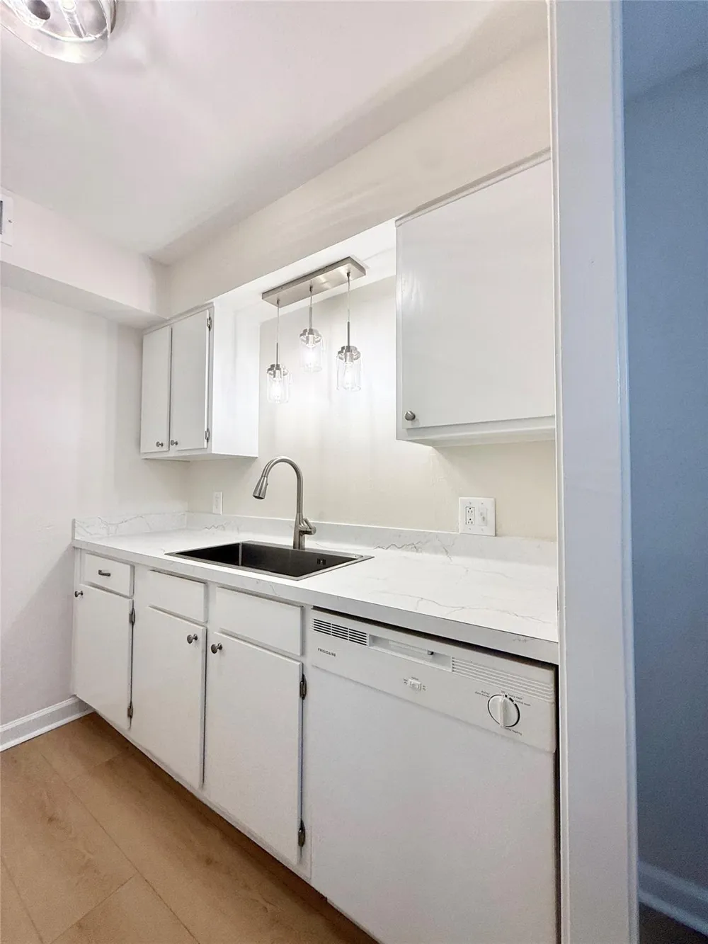 130 Oyster Creek Drive #24 Lake Jackson, TX 77566