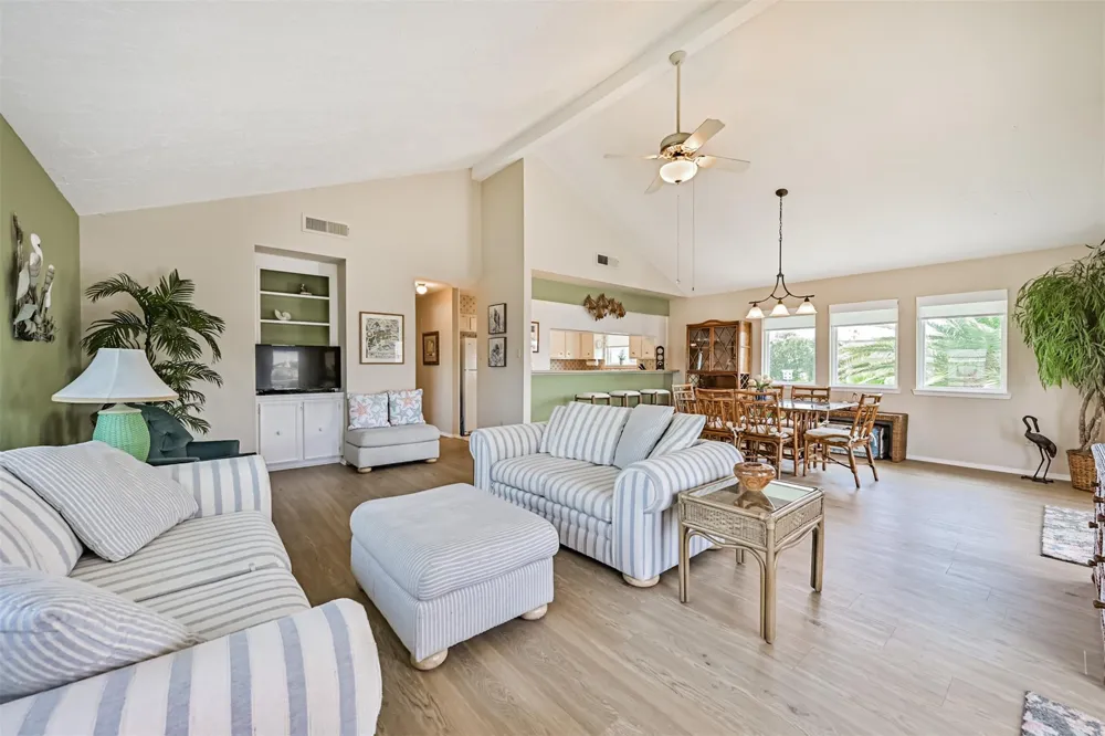 16613 Flamingo Way Jamaica Beach, TX 77554
