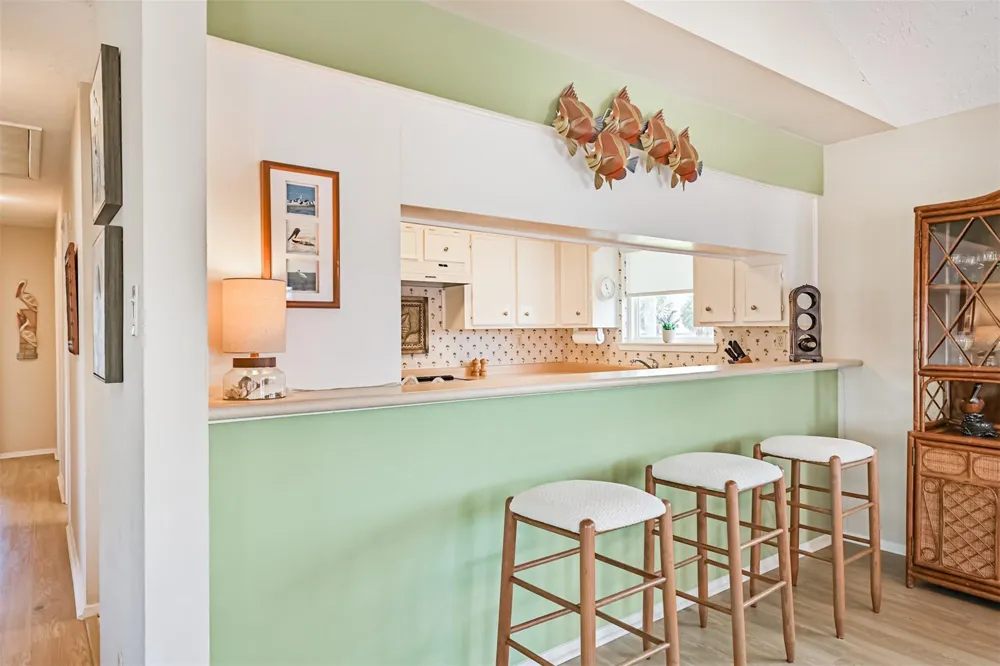 16613 Flamingo Way Jamaica Beach, TX 77554