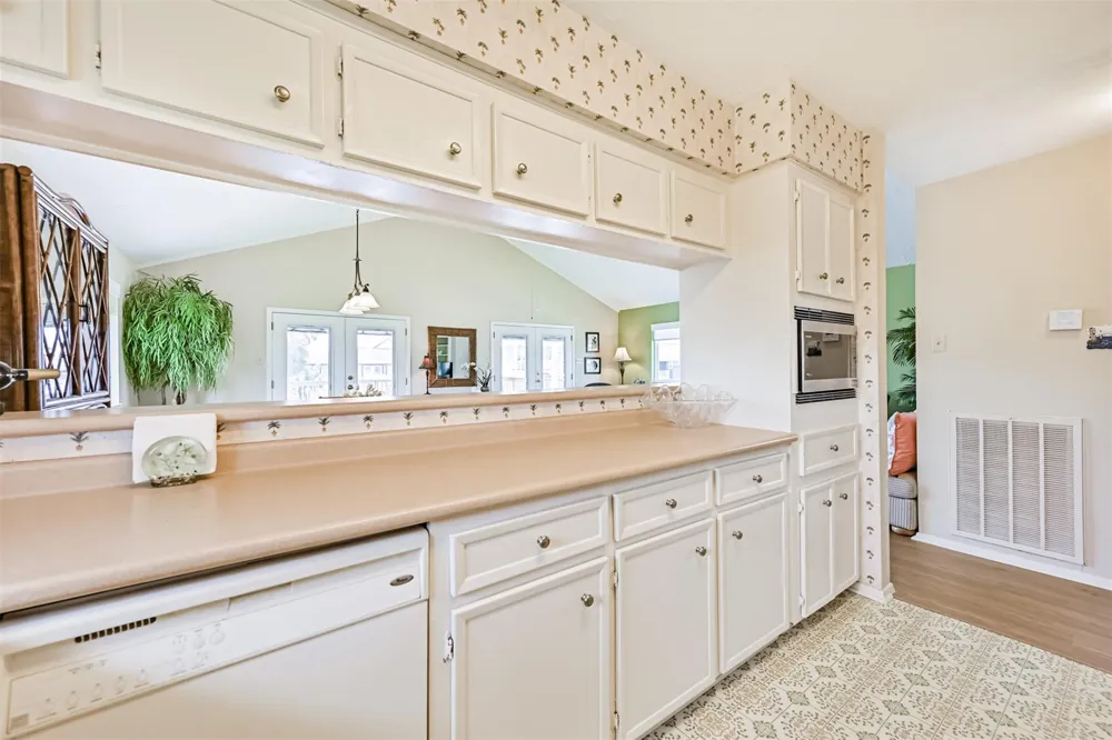 16613 Flamingo Way Jamaica Beach, TX 77554