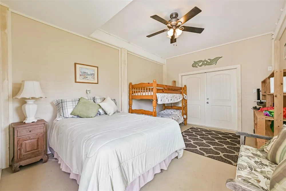 16613 Flamingo Way Jamaica Beach, TX 77554