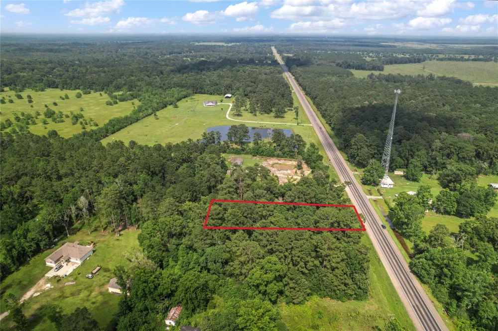 Highway 105 E Hull, TX 77564