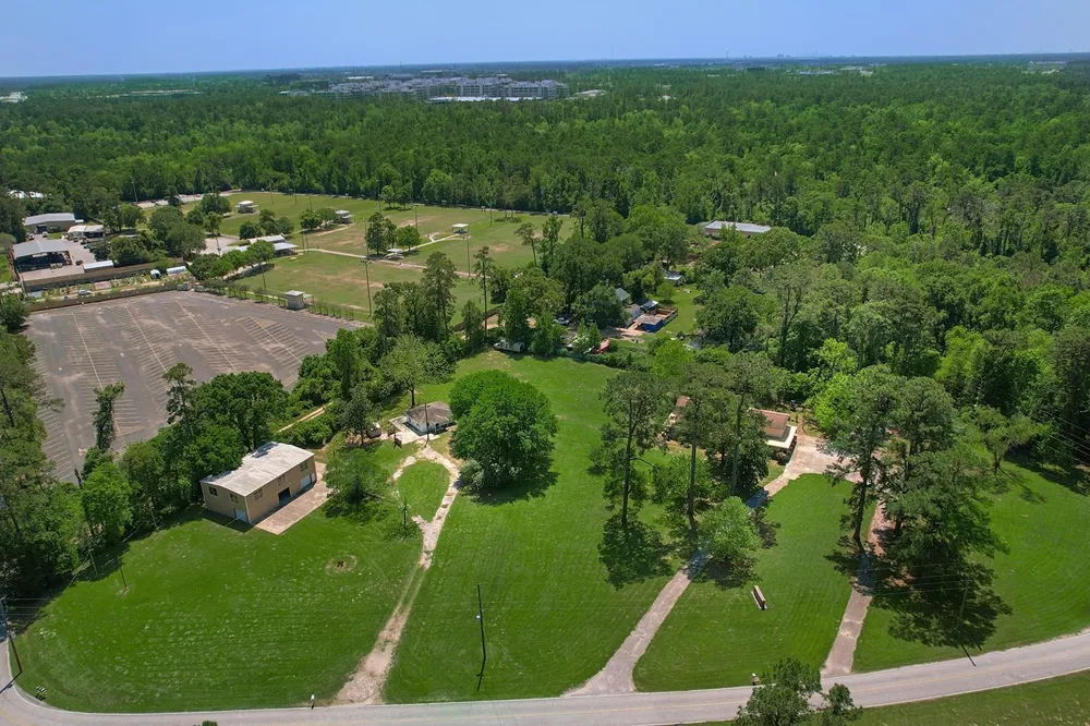 1231 Pruitt Road Spring, TX 77380