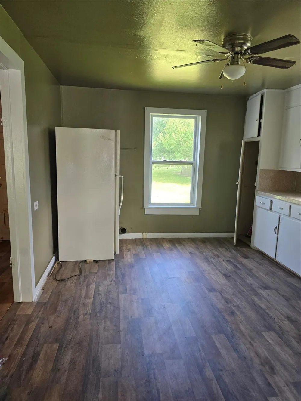 115 S Dallas Street Bremond, TX 76629