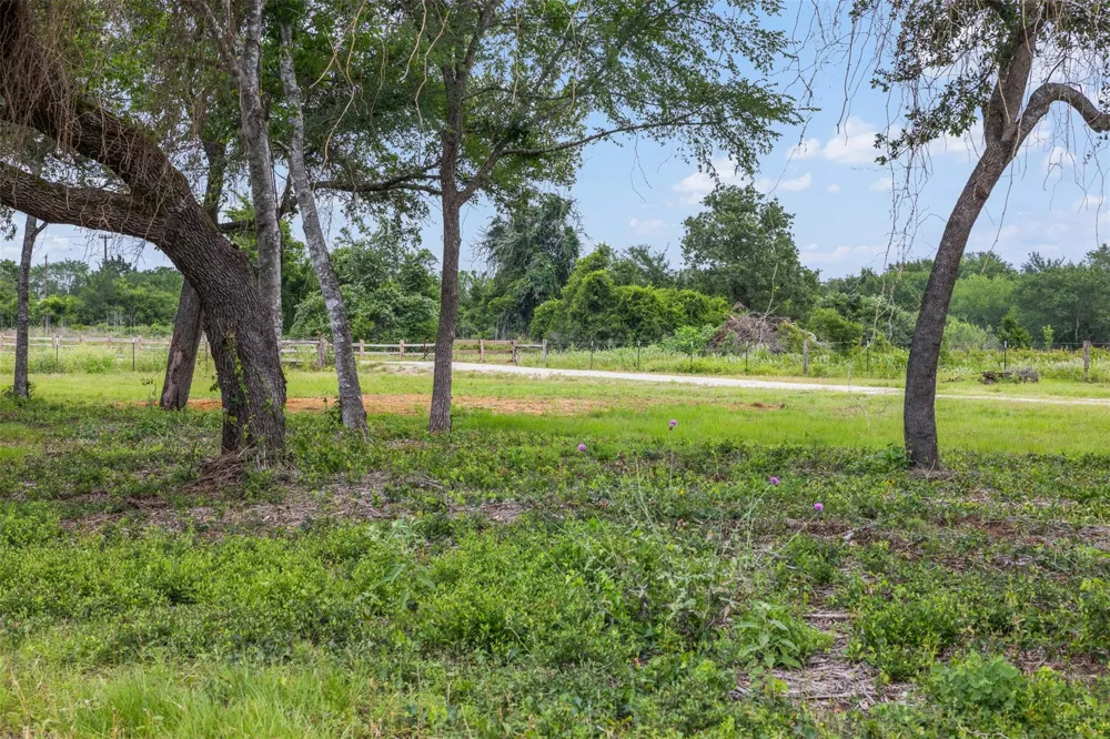 3320 County Road 430 Dime Box, TX 77853