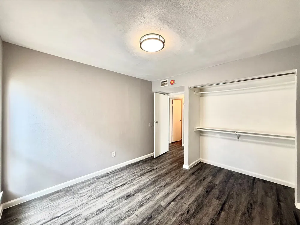 7200 W T C Jester Boulevard #3903 North Houston, TX 77088