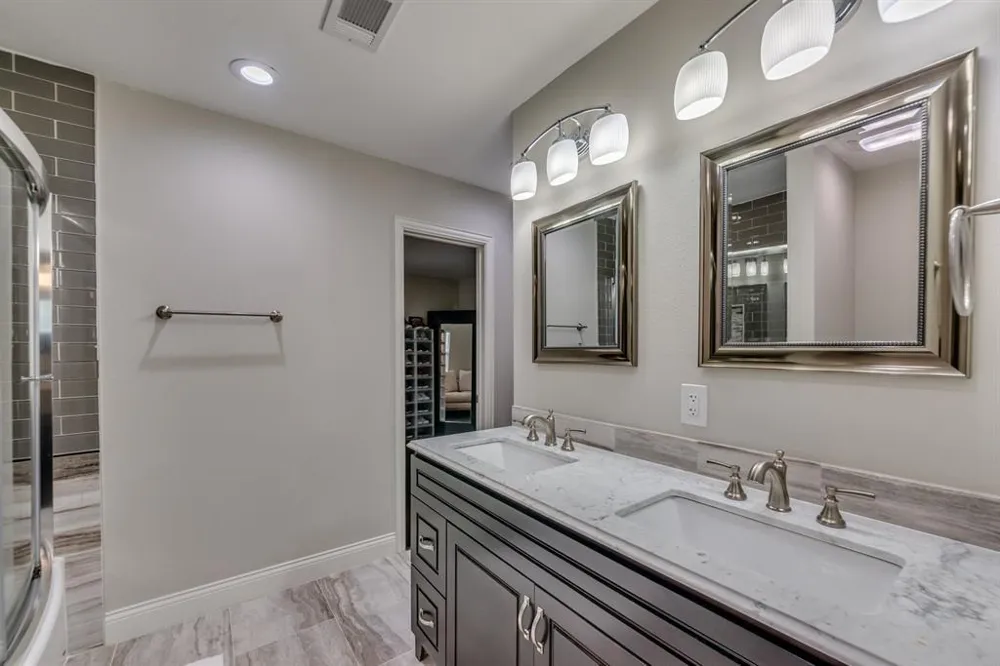 331 W 30th Street Houston, TX 77018