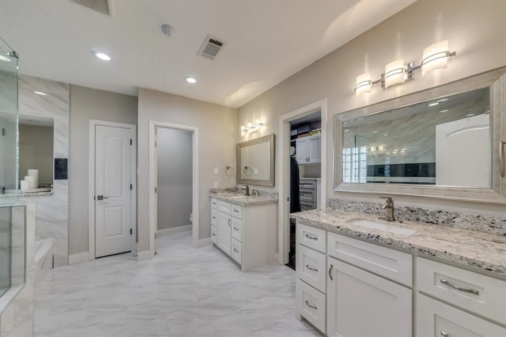 331 W 30th Street Houston, TX 77018
