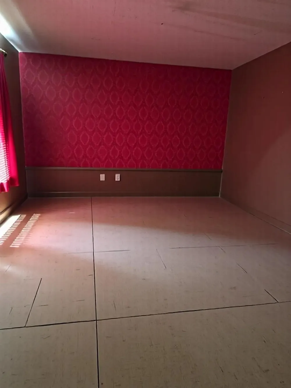 1305 2nd Street Hempstead, TX 77445