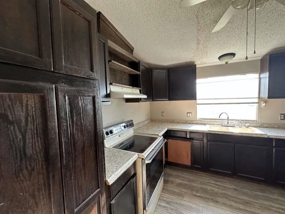 102 Gt Bailey Lane Van Alstyne, TX 75495