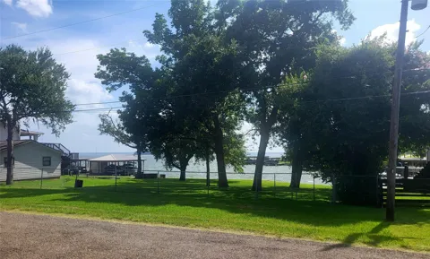 Oak Crest Drive