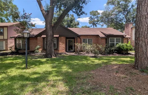 16518 Courtland Circle