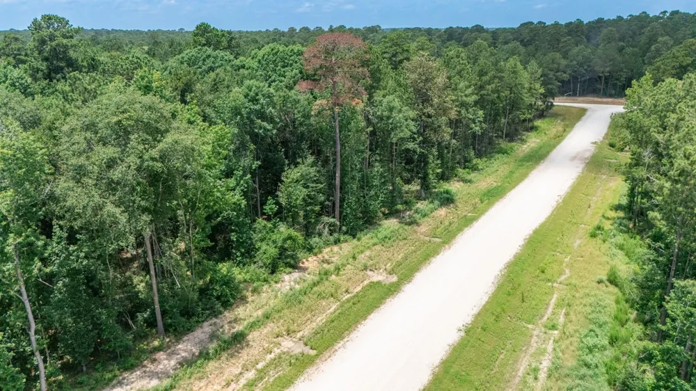 128 Splendid Road New Waverly, TX 77340