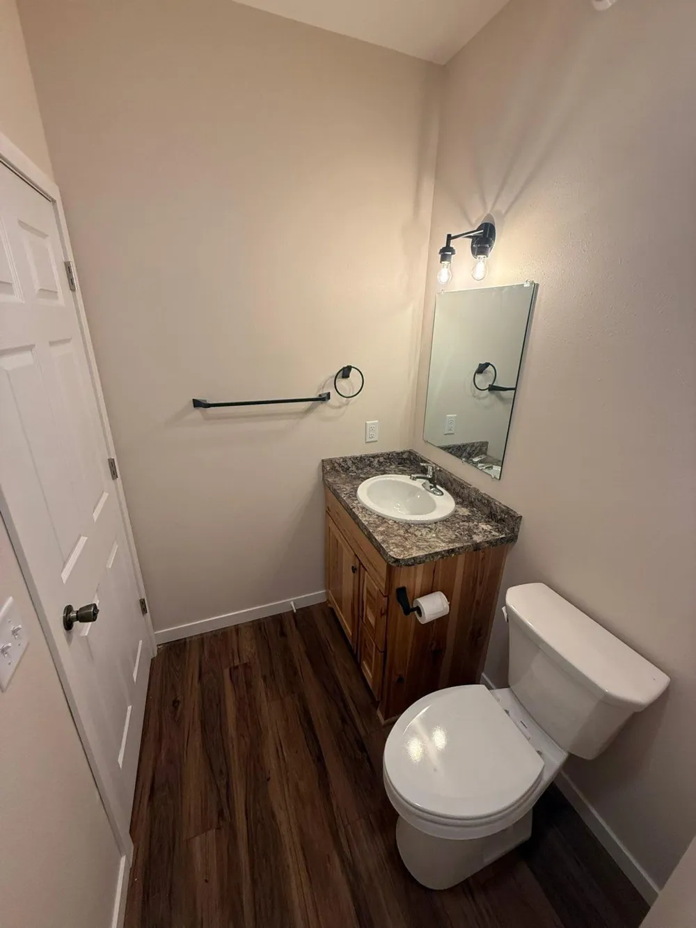 206 Blackhawk Drive Woodville, WI 54028