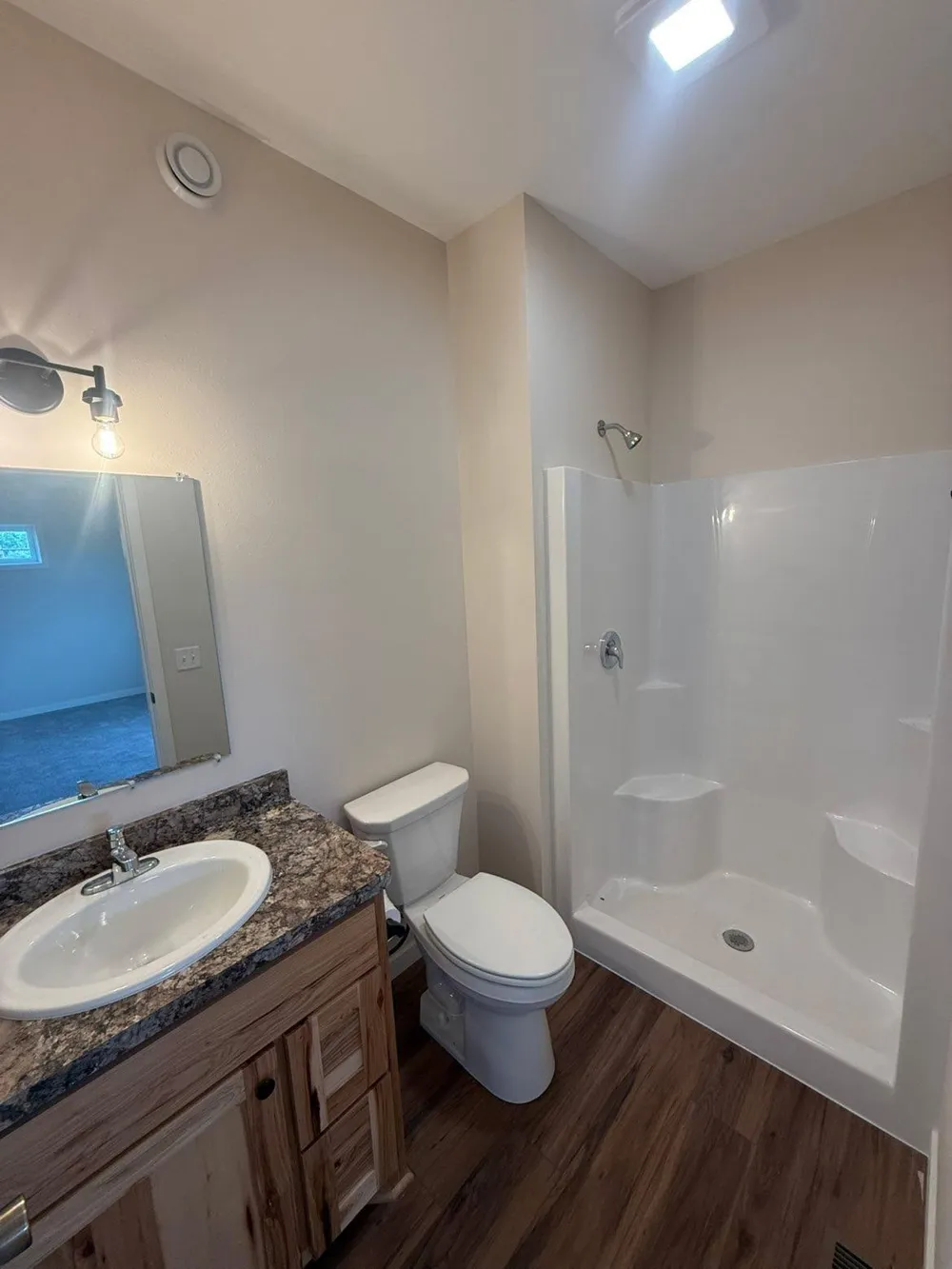 206 Blackhawk Drive Woodville, WI 54028