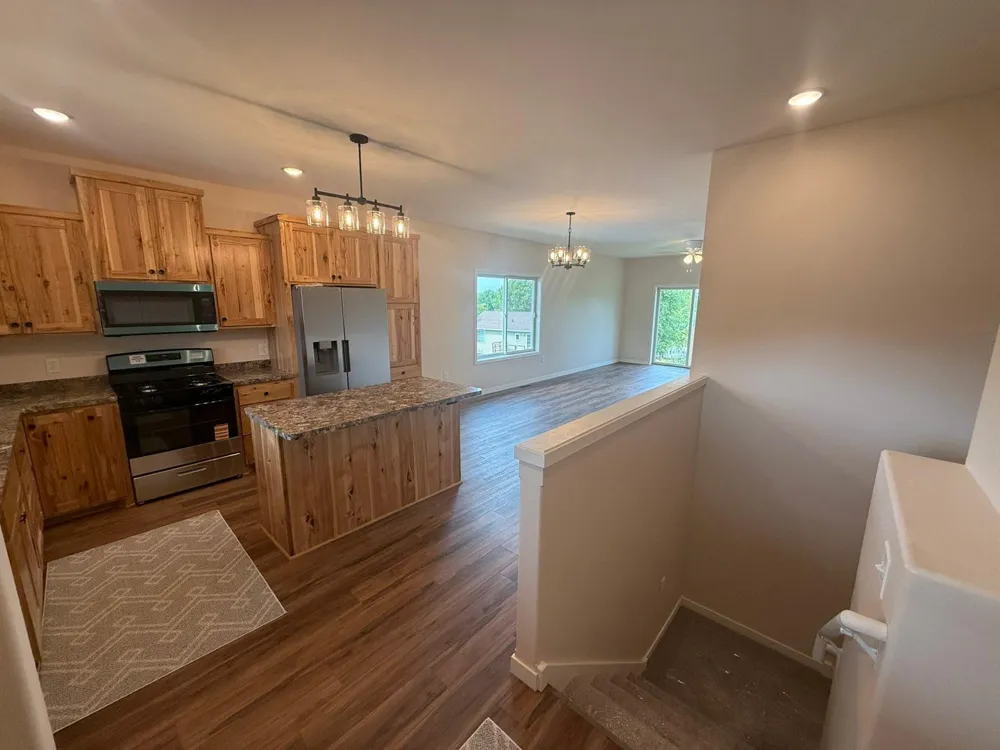 206 Blackhawk Drive Woodville, WI 54028