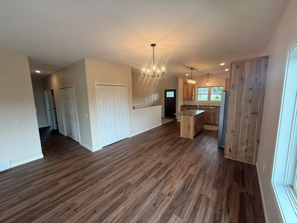 206 Blackhawk Drive Woodville, WI 54028