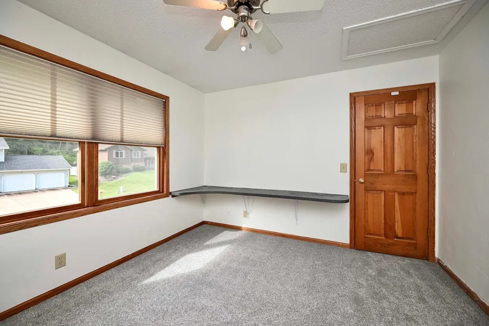 1555 48th Avenue Winona, MN 55987