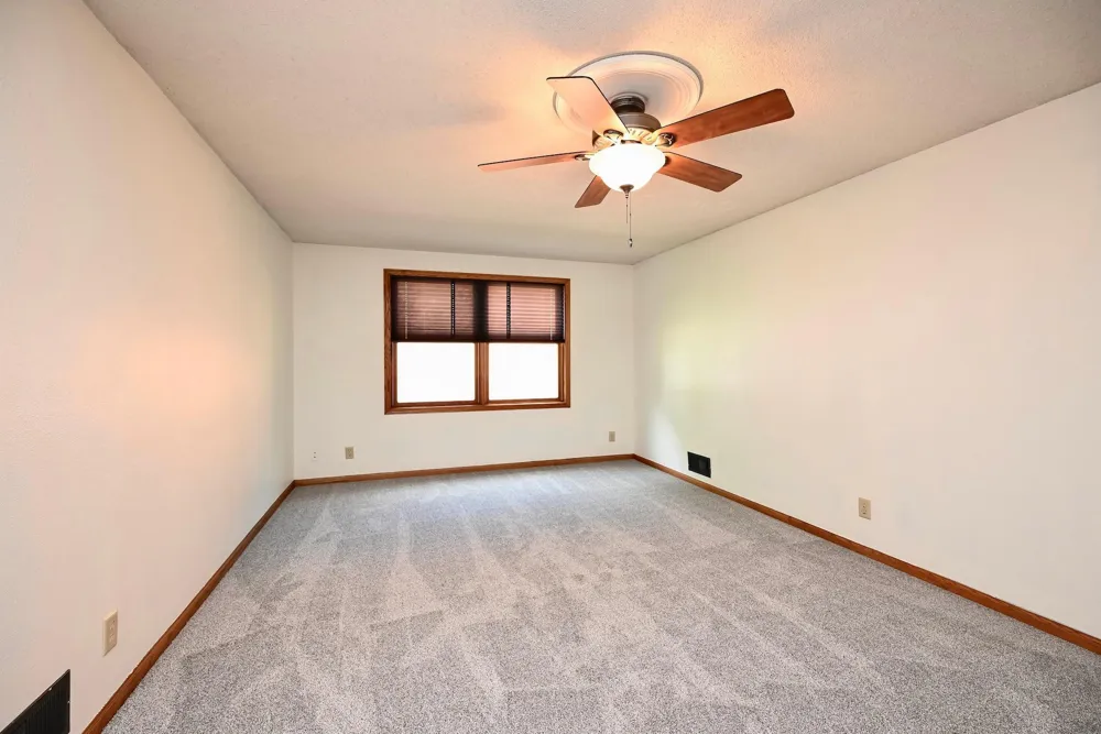 1555 48th Avenue Winona, MN 55987