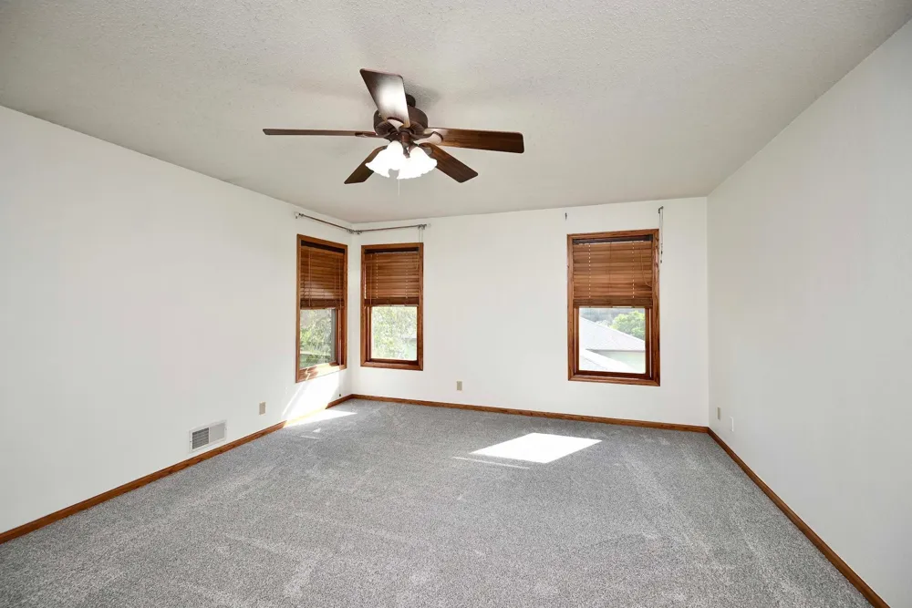 1555 48th Avenue Winona, MN 55987