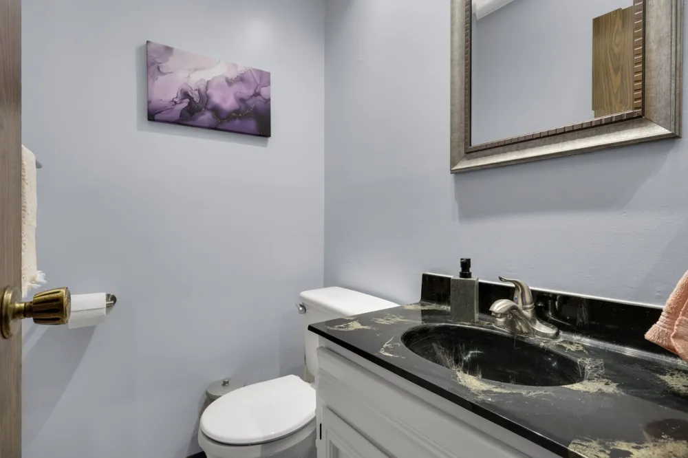 2201 Stroden Circle Golden Valley, MN 55427