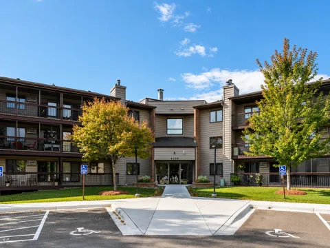 4300 Trenton Lane #307