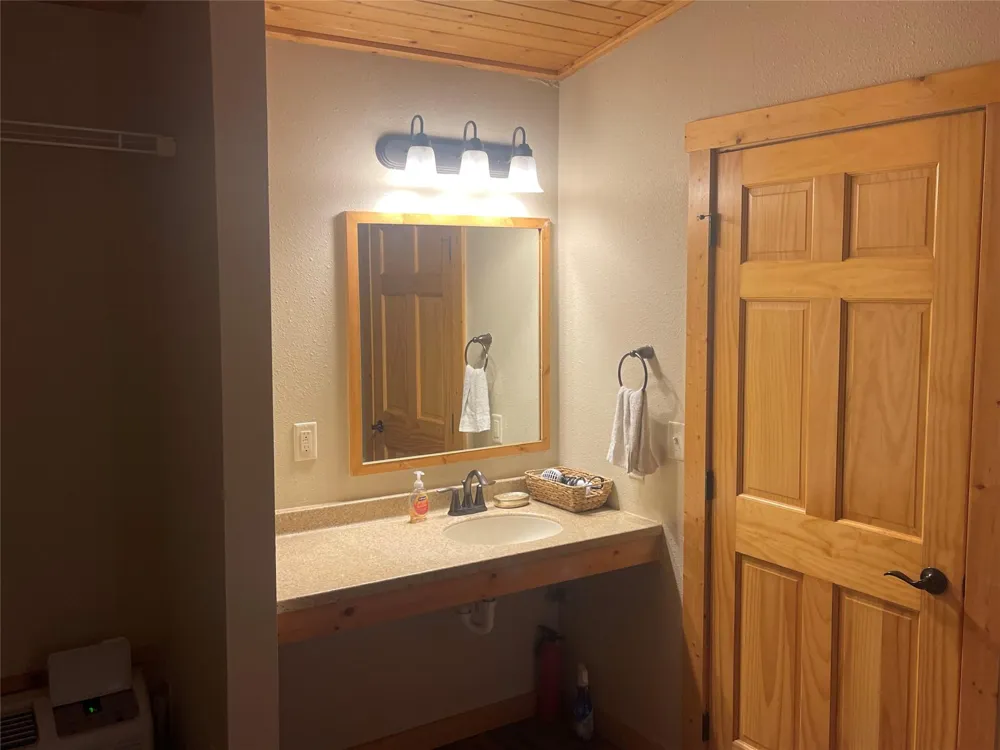 1104 Rorem Avenue #3 Palacios, TX 77465