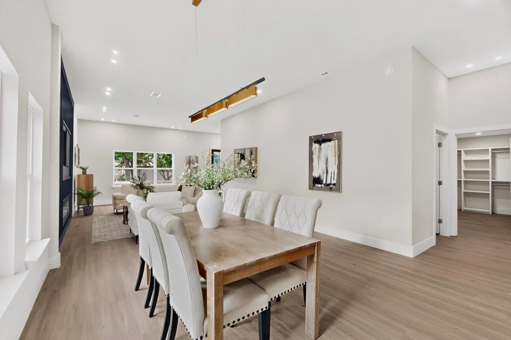 427 E 9th Street Dallas, TX 75203