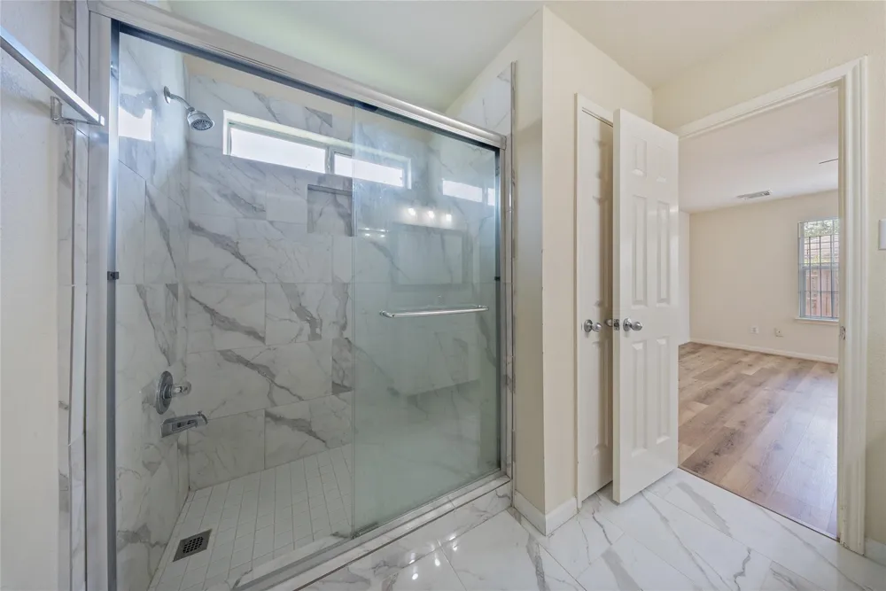 13123 Dawn Hollow Lane Houston, TX 77072