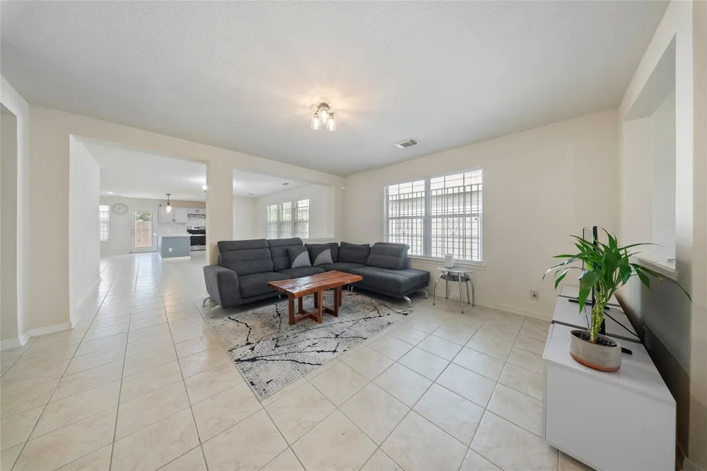 13123 Dawn Hollow Lane Houston, TX 77072