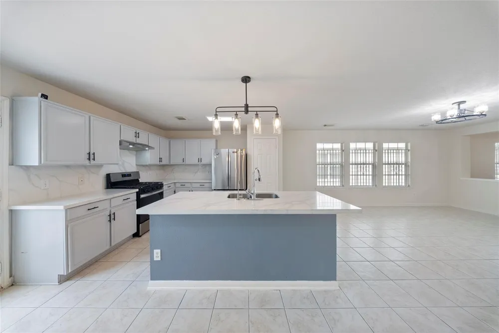 13123 Dawn Hollow Lane Houston, TX 77072