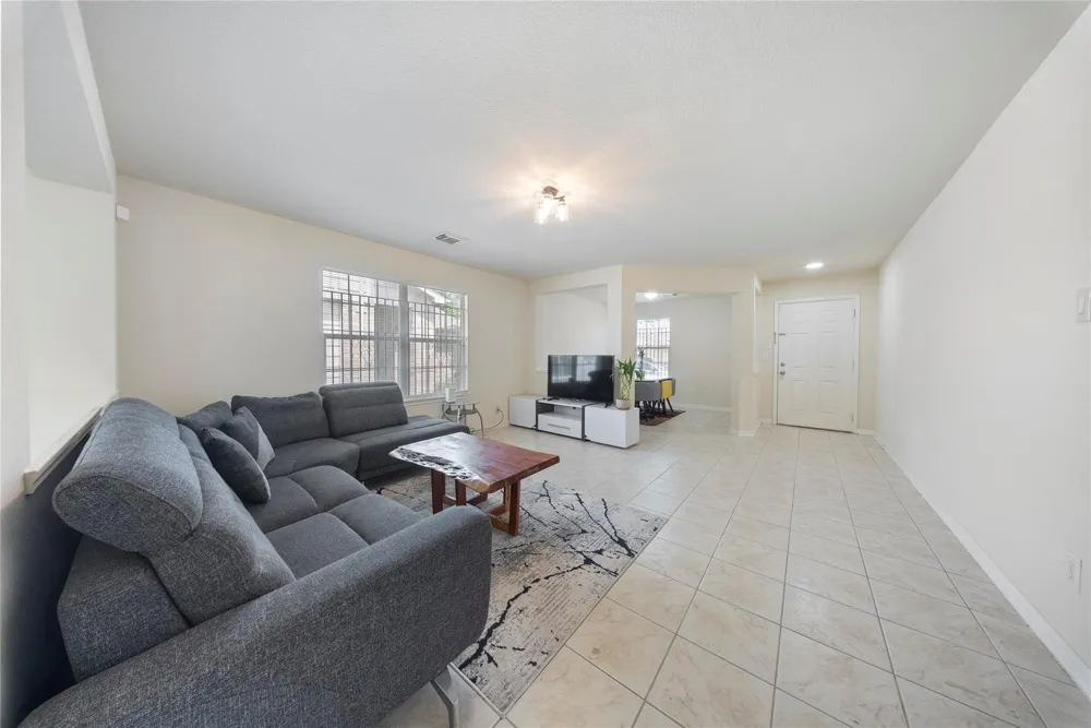 13123 Dawn Hollow Lane Houston, TX 77072