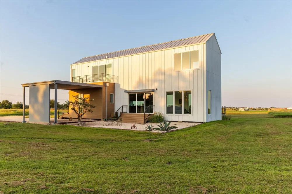 175 Vineyard View Trail Carmine, TX 78932