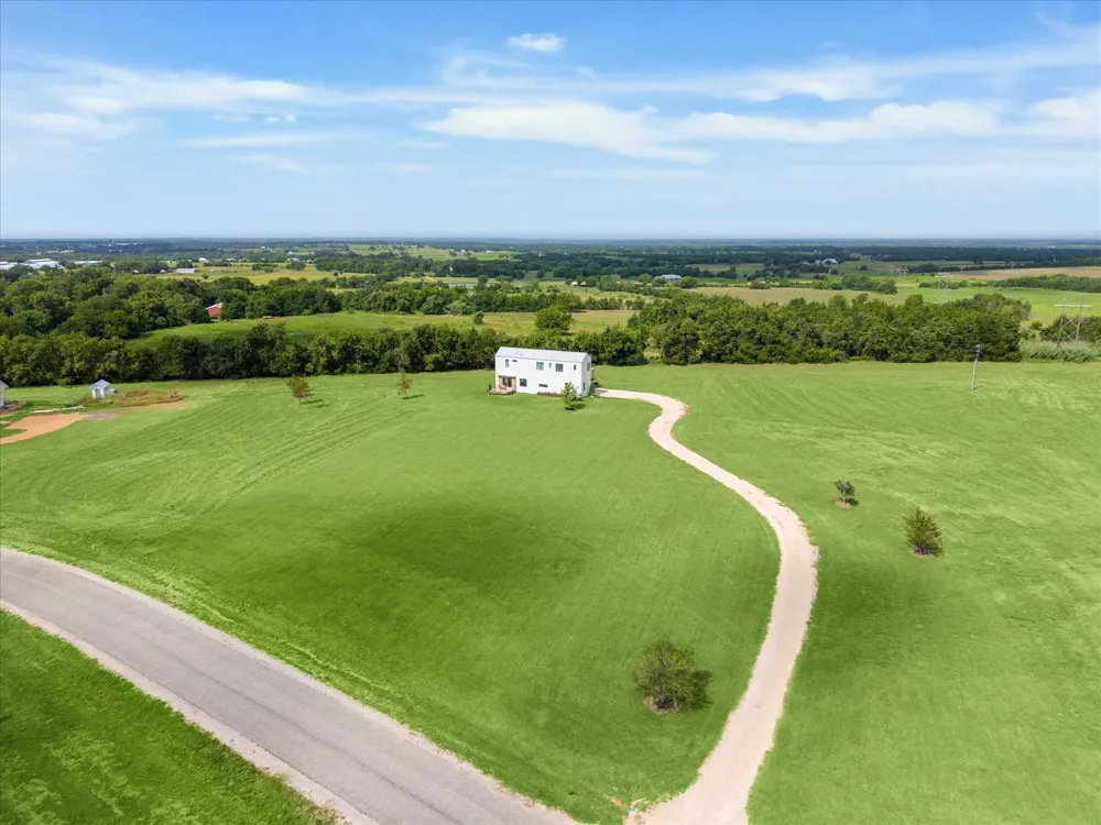 175 Vineyard View Trail Carmine, TX 78932