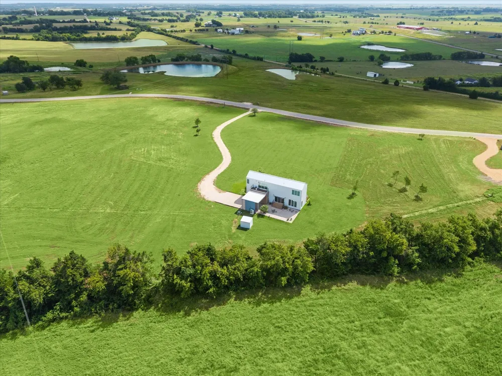 175 Vineyard View Trail Carmine, TX 78932