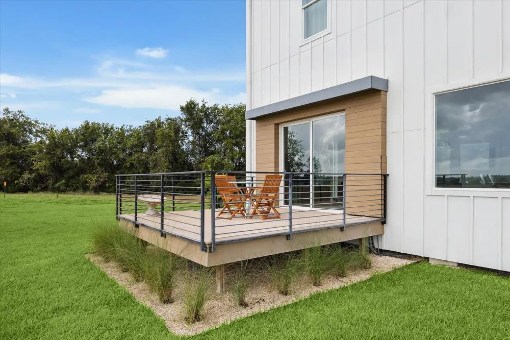 175 Vineyard View Trail Carmine, TX 78932