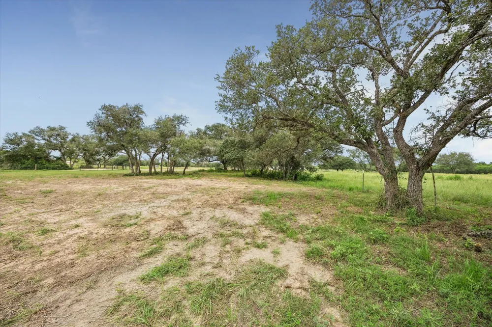 Legacy Court Columbus, TX 78934