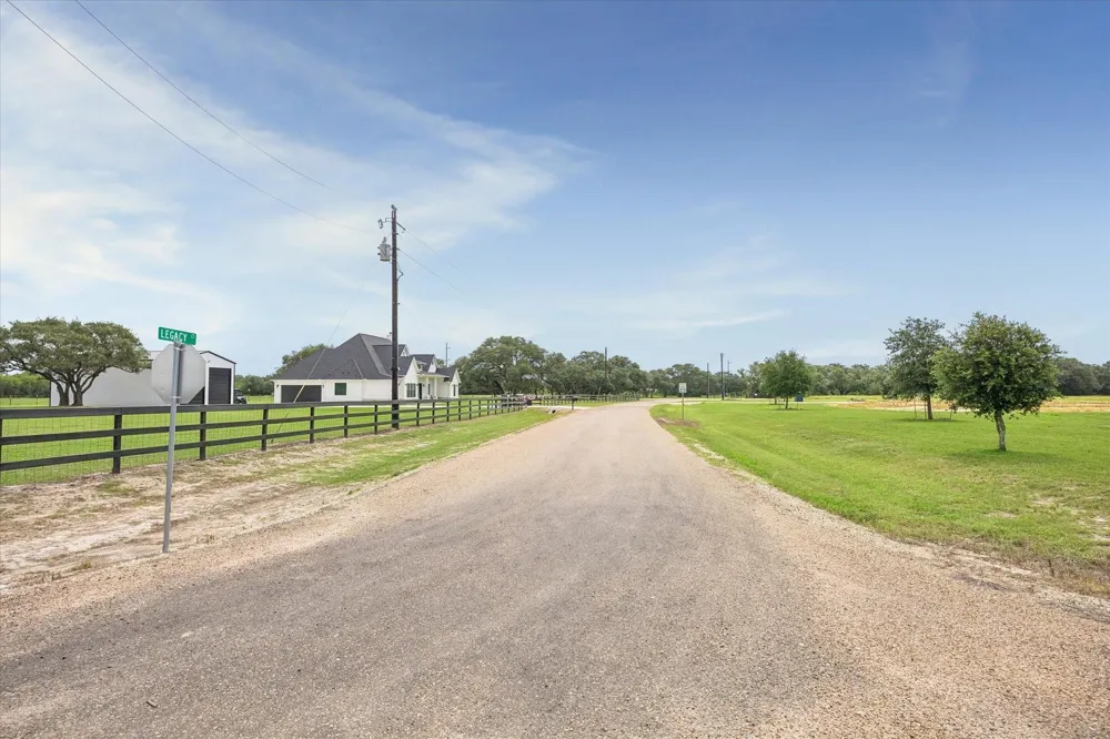 Legacy Court Columbus, TX 78934