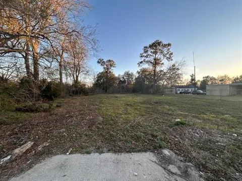 6245 Highway 105