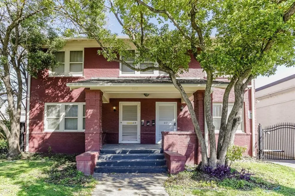 612 W Alabama Street Houston, TX 77006