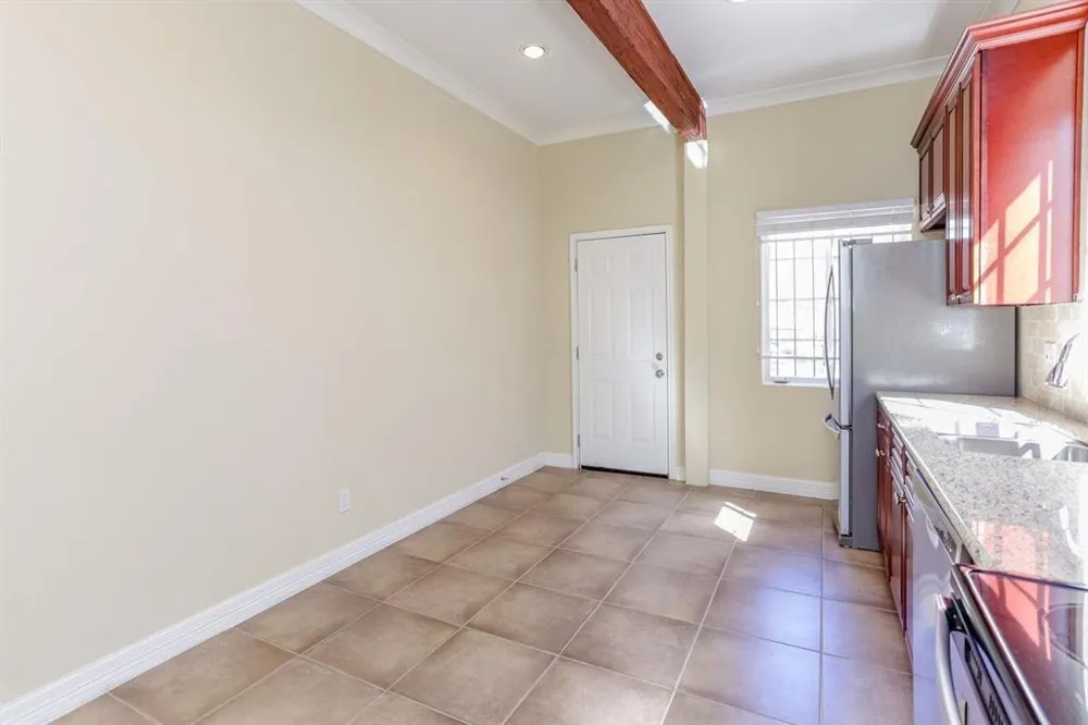612 W Alabama Street Houston, TX 77006