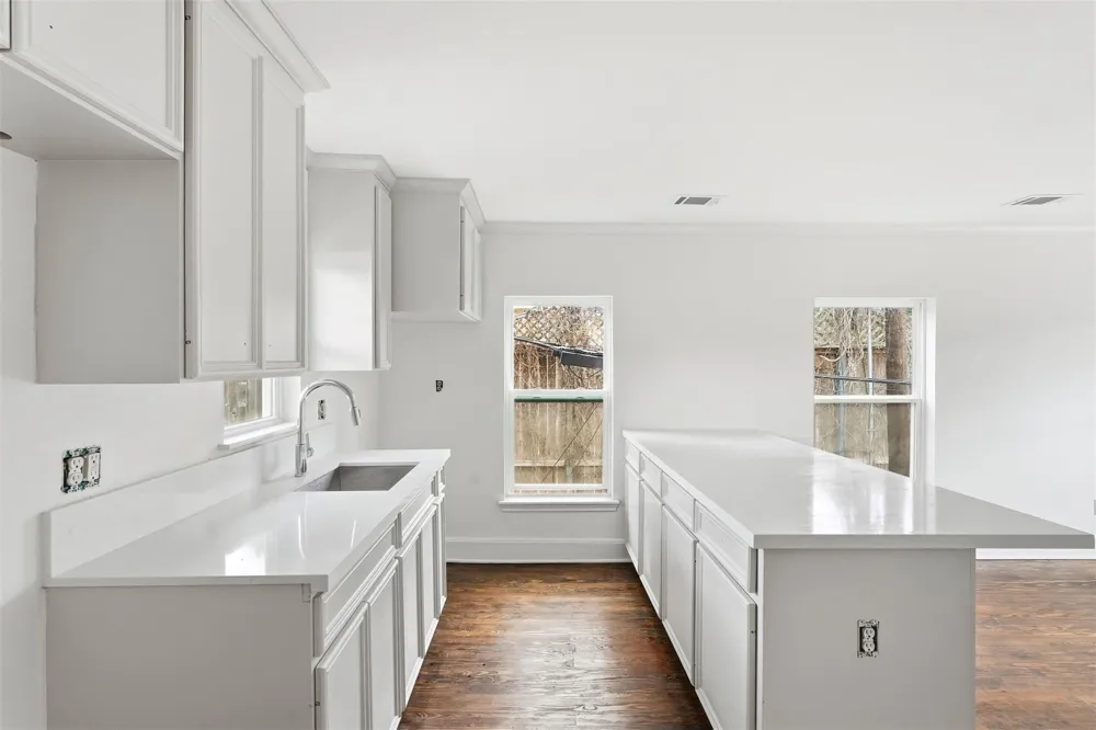 612 W Alabama Street Houston, TX 77006