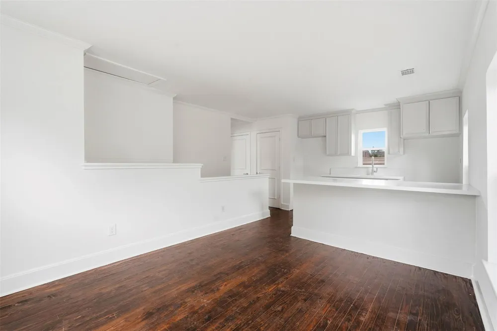 612 W Alabama Street Houston, TX 77006