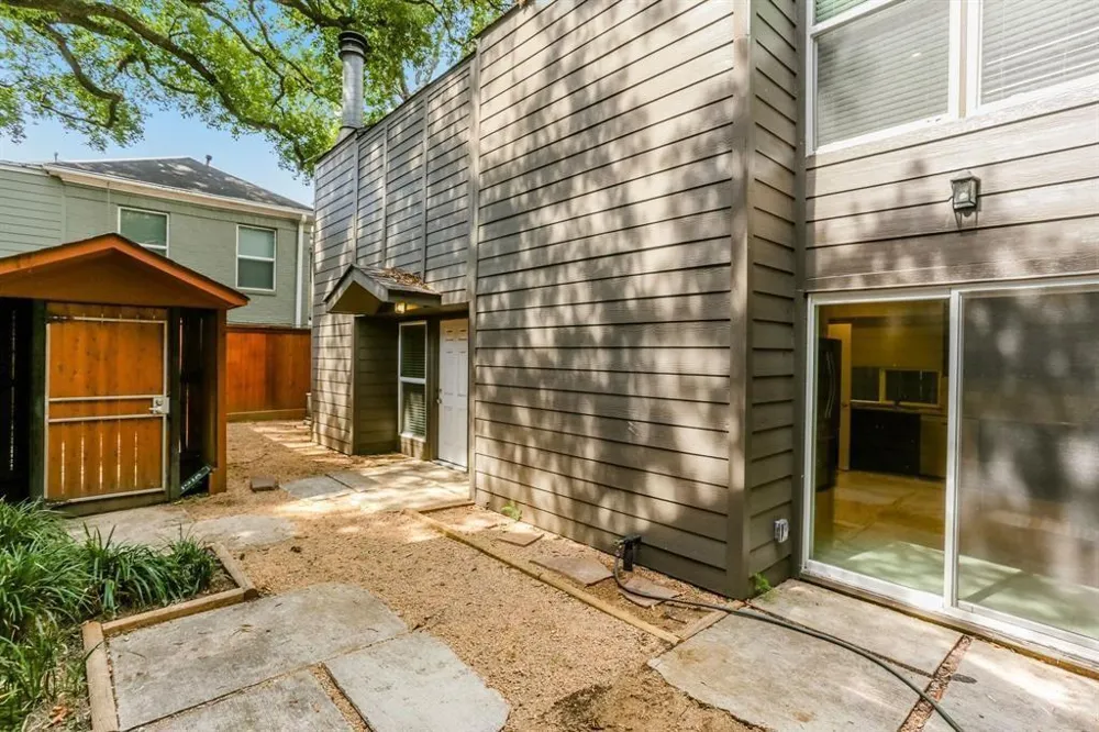 1914 Branard Street Houston, TX 77098