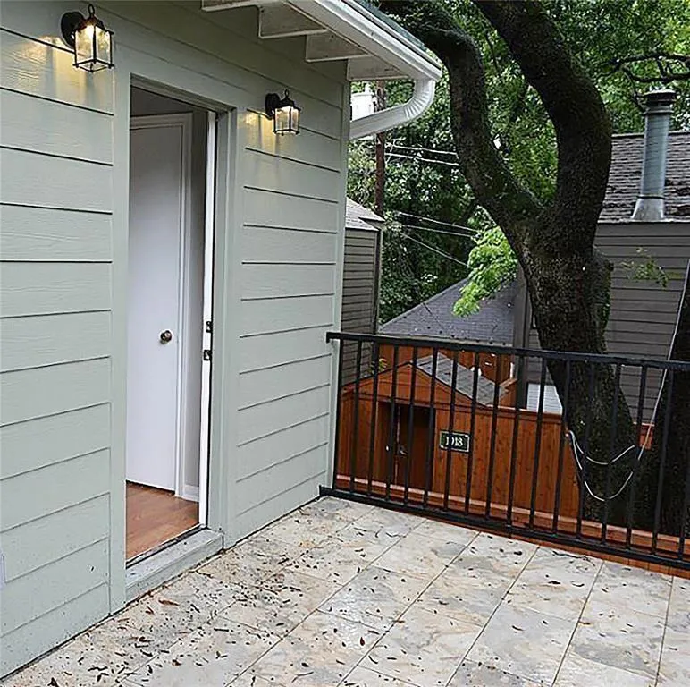 1914 Branard Street Houston, TX 77098
