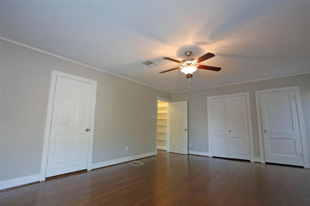 1914 Branard Street Houston, TX 77098