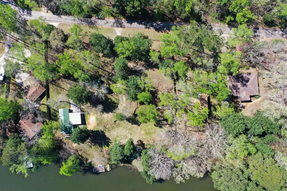 412 Driftwood Drive Goodrich, TX 77335