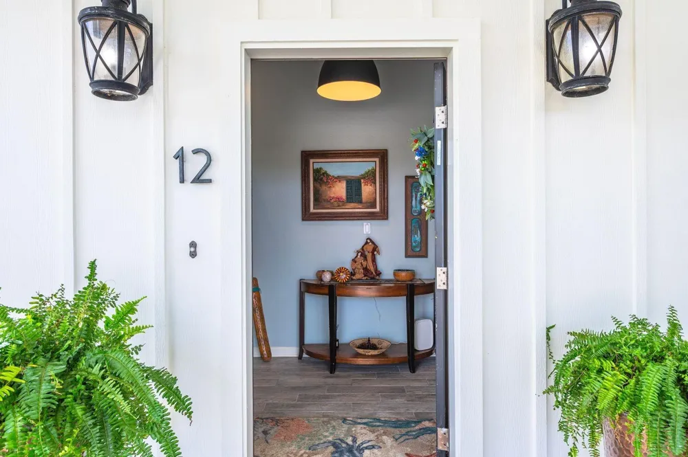 12 Tiki Circle Tiki Island, TX 77554