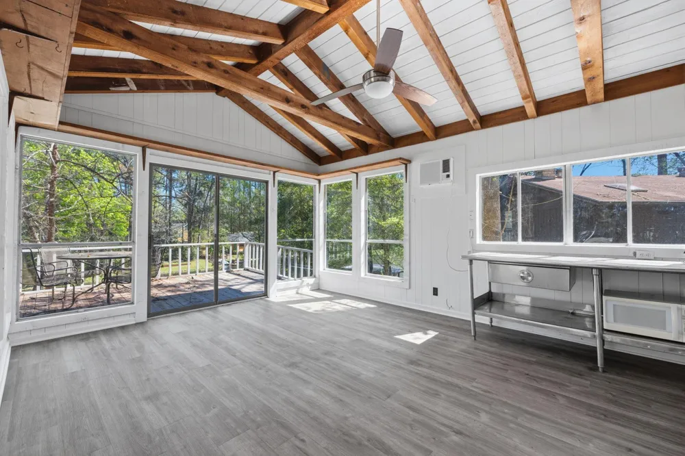 400 Driftwood Drive Goodrich, TX 77335