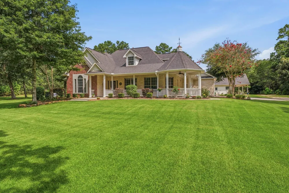 9219 Amelia Drive Anderson, TX 77830